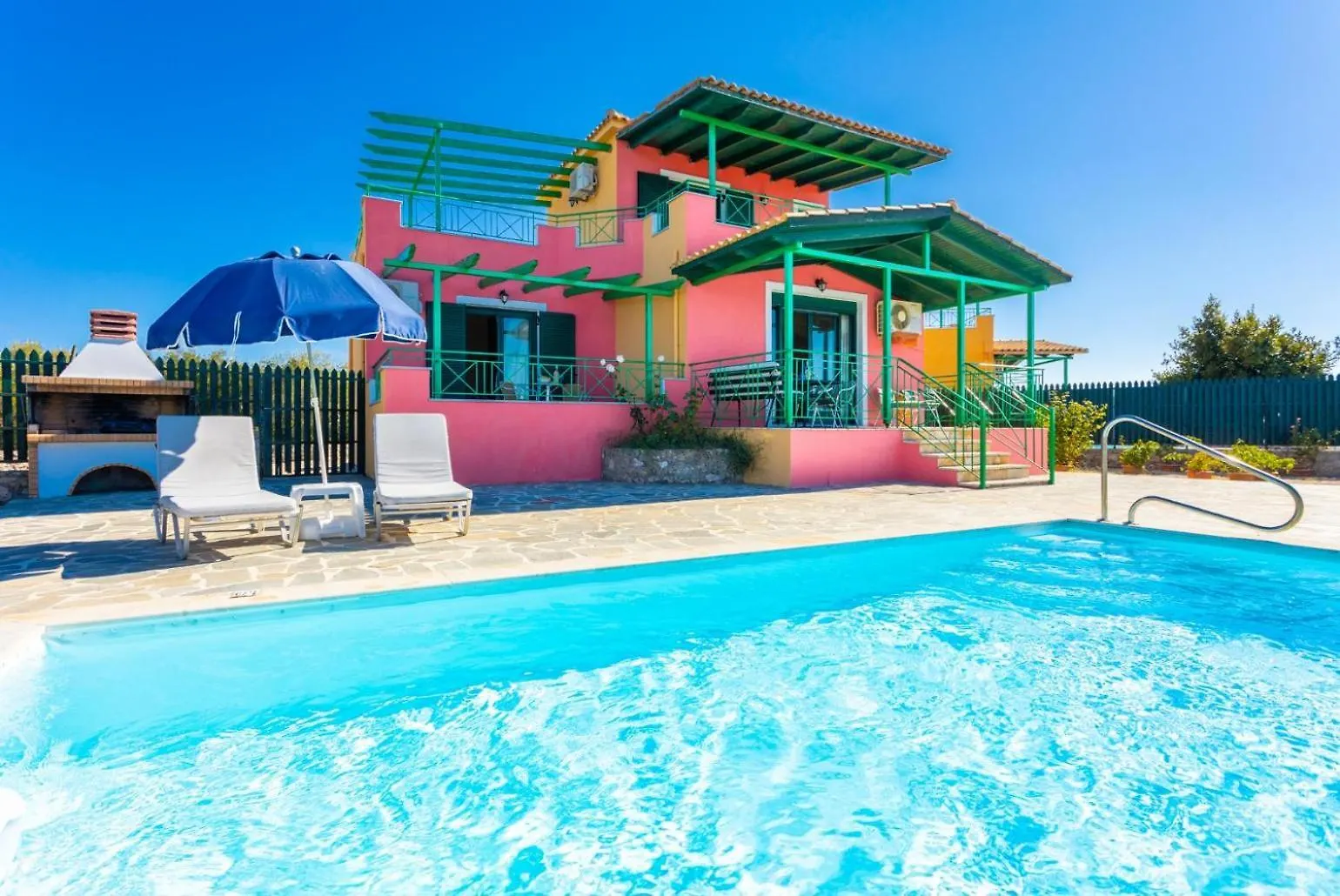 Villa Valio Drapanítika