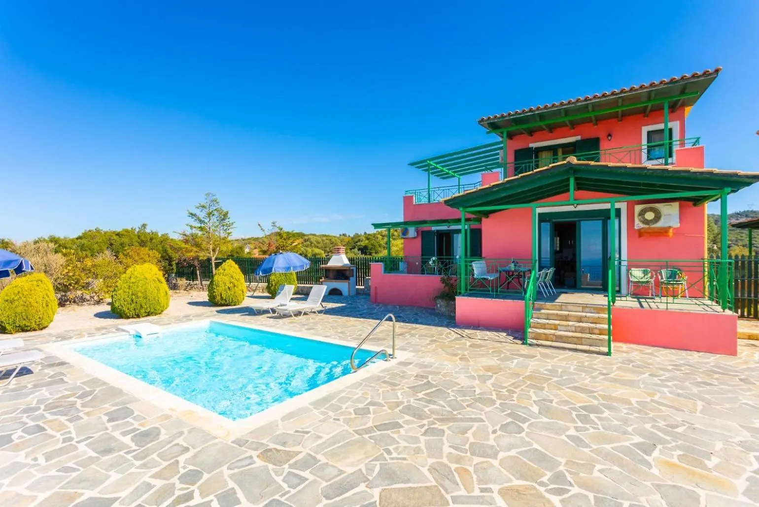 Villa Valio Drapanítika