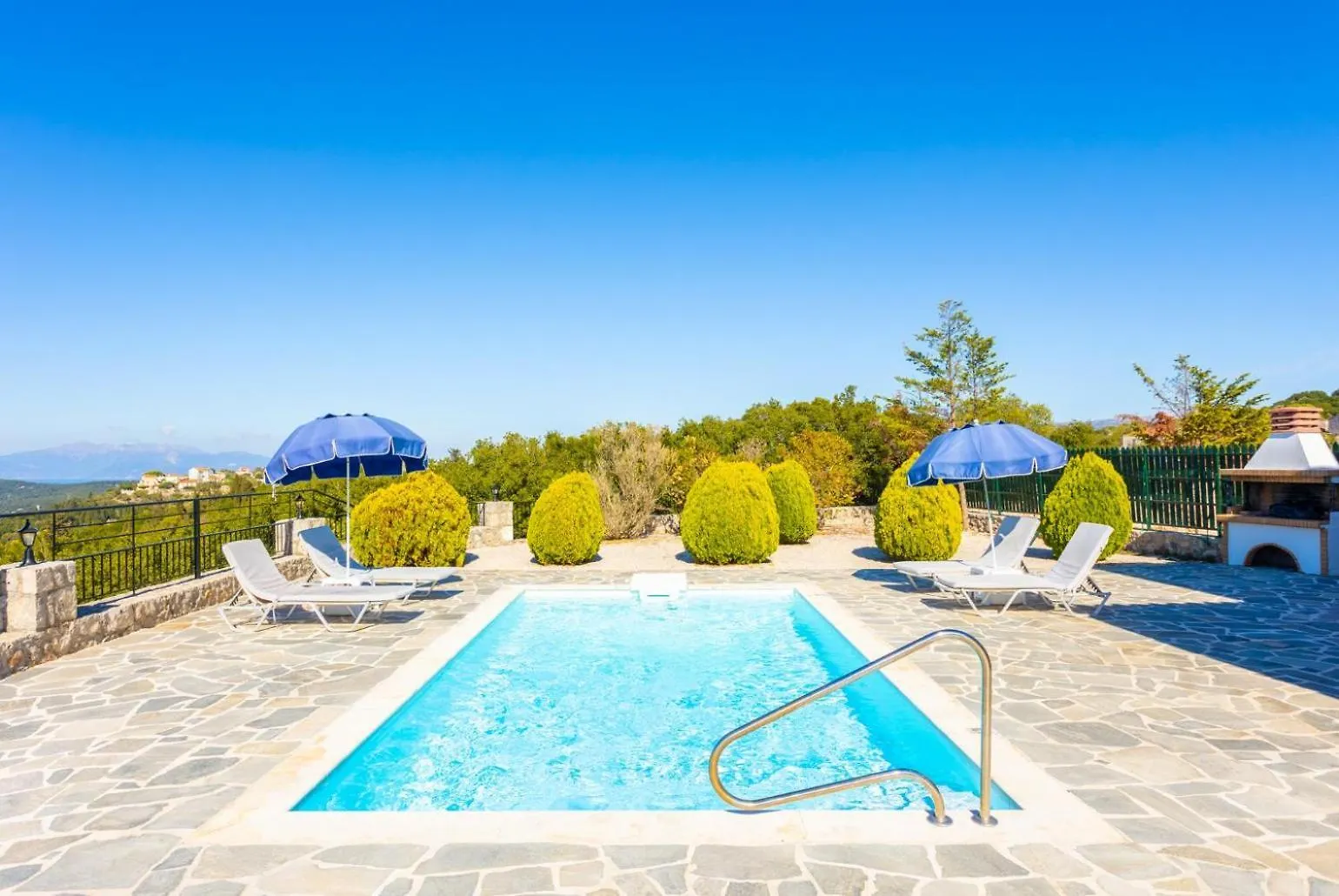 Villa Valio Drapanítika